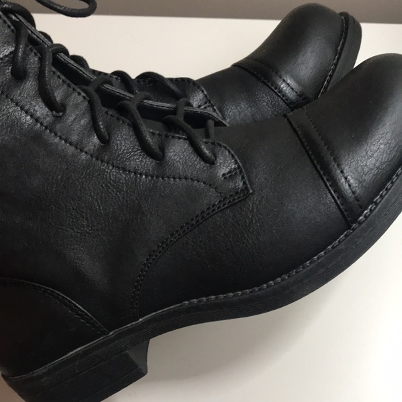 Lexi & Abbie Black Boots Size 8 - Picture 3 of 10